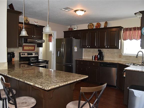 5th image of 1439 Sawnee Dr