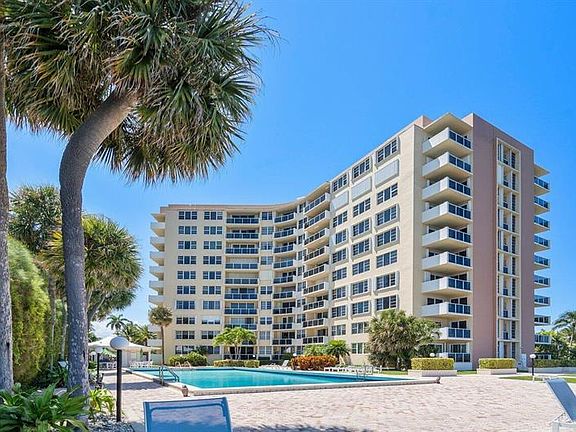 3rd image of 2800 N Flagler Dr APT 207