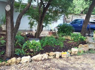 2625 Oak Ridge Dr, Spicewood, TX 78669