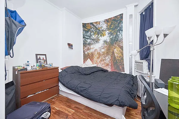 Rented by Keller Williams NYC | media 19