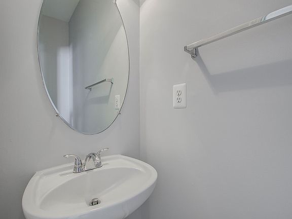 5th image of 2548 Sandbourne Ln