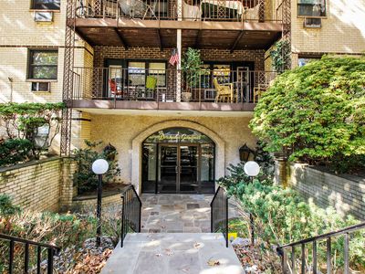 2241 Palmer Ave APT 3C, New Rochelle, NY, 10801