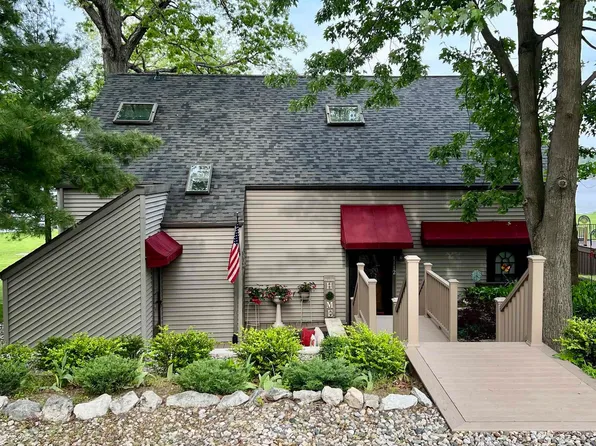 1112 Brubaker St, Warsaw, IN 46580