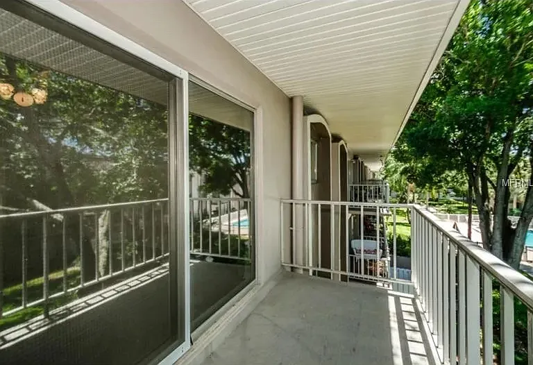 4610 W Gray St #301 — Photo 13