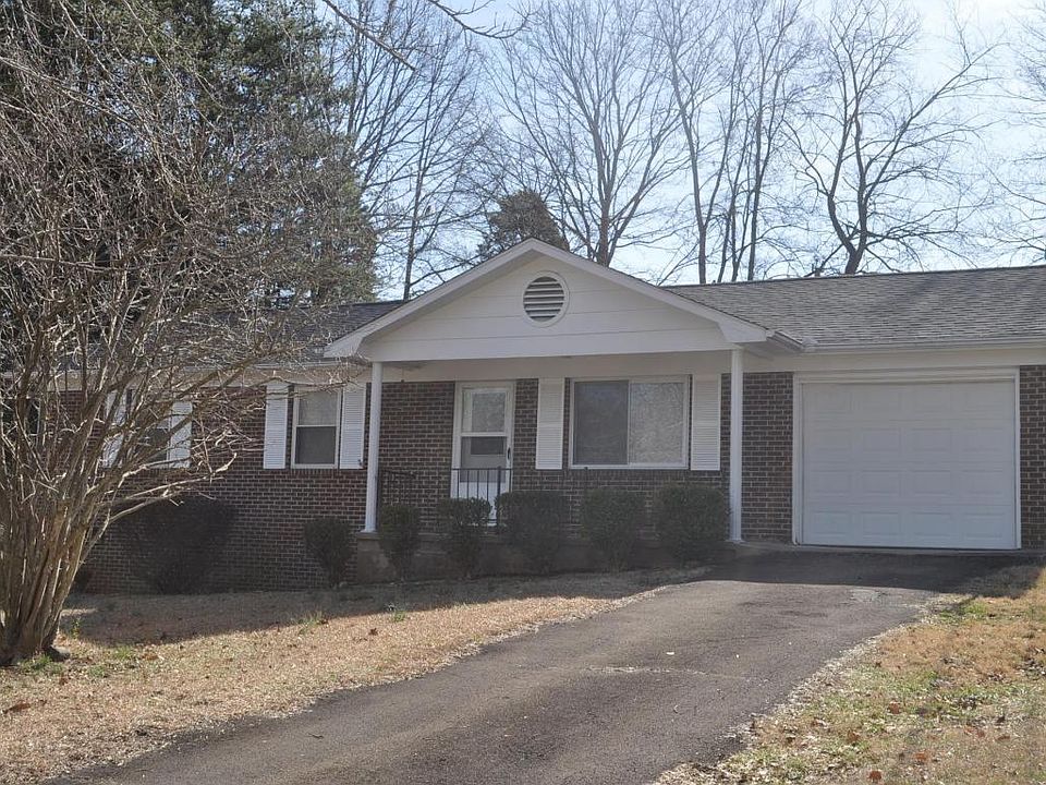 1st image of 1728 Pinebrook Dr
