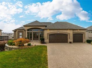 705 SW Admiral Byrd Dr, Lees Summit, MO 64082