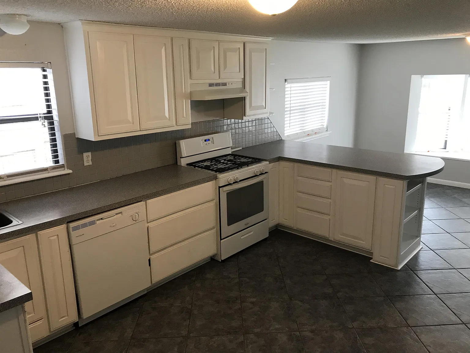 1300 N Louisa Ave - Unit 56 — Photo 2