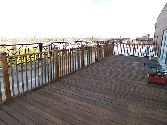 2nd image of 5300 N Lincoln Ave APT 5A
