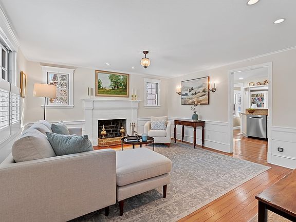 2nd image of 20 Lee Rd