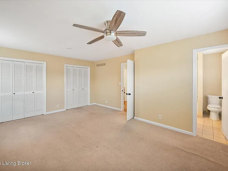 9903 Welshpool Ct — Photo 22