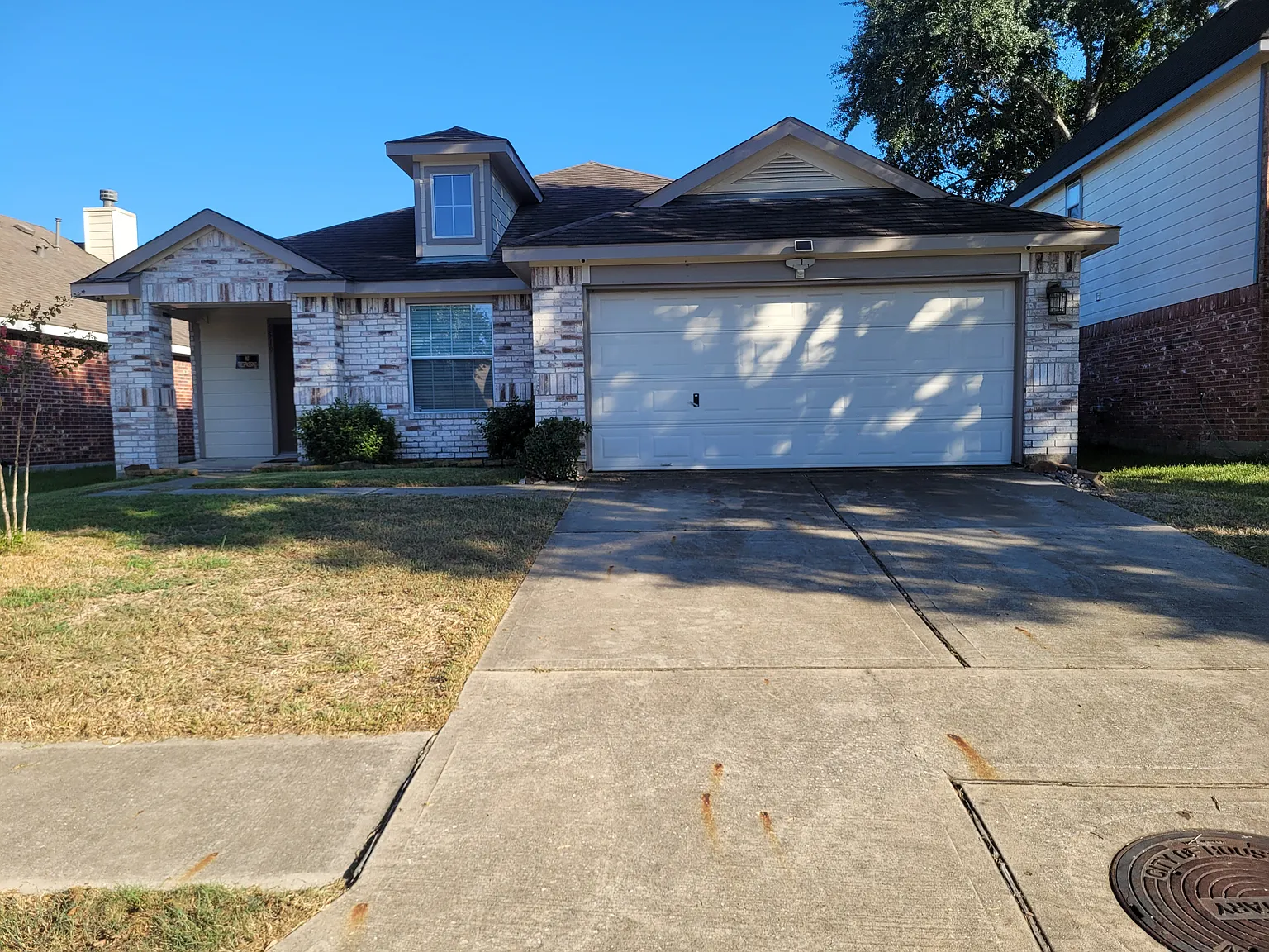5519 Sequin Dr — Photo 2