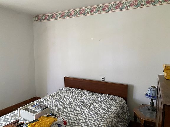 5th image of 1453 PLEASANT AVENUE