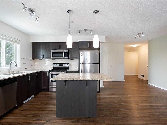 4th image of 755 NE Copperpond Blvd SE #3209