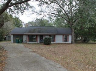 110 Oakmont Dr, Crestview, FL 32539