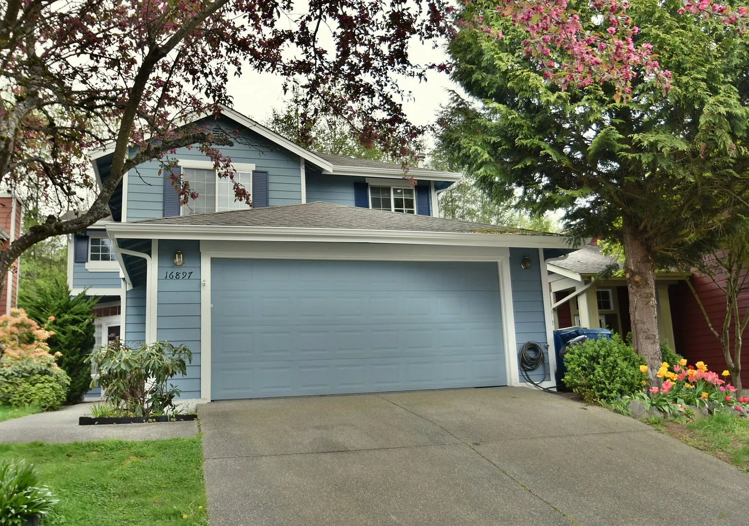 3Bd/2.5Ba Monroe Home — Photo 1