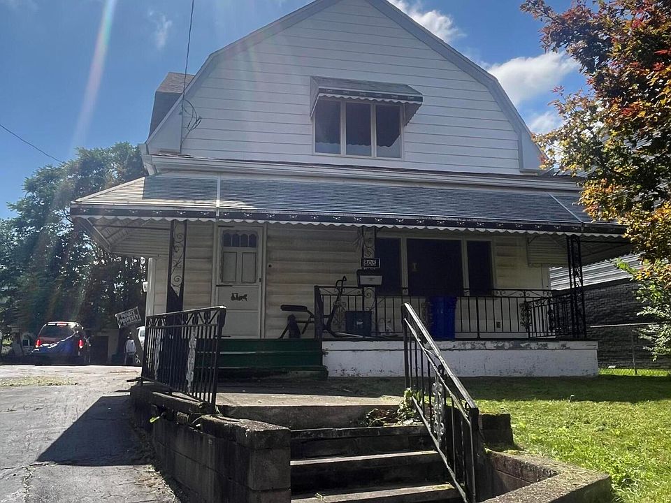 1st image of 808 Main St