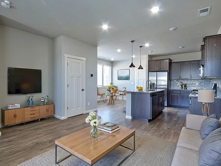 7746 SE Youngs St — Photo 3