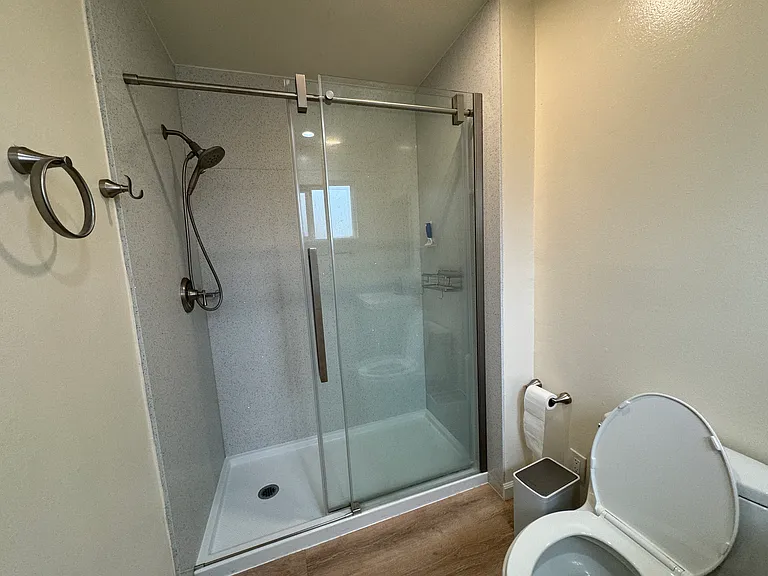 1302 Drexel Dr — Photo 5
