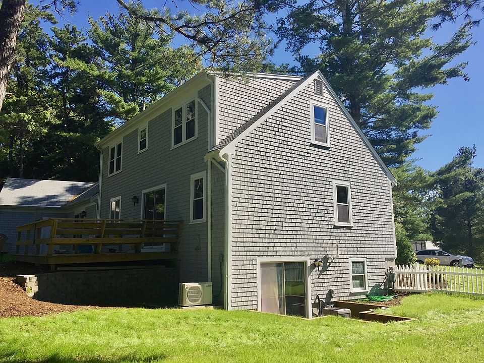 2nd image of 28 Galahad Cir