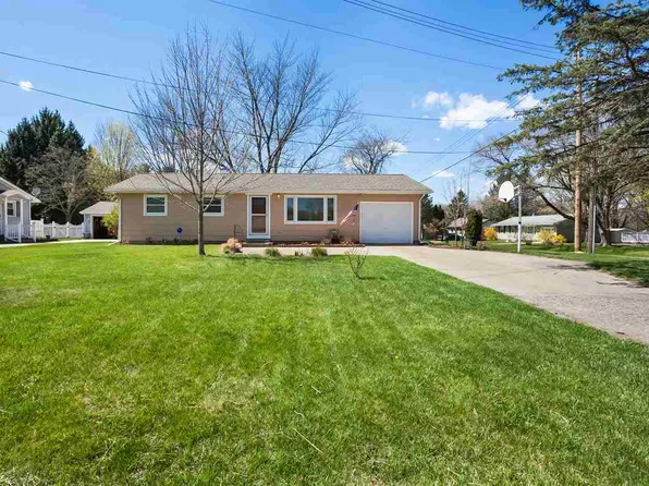 4130 Draper Rd, Jackson, MI 49203