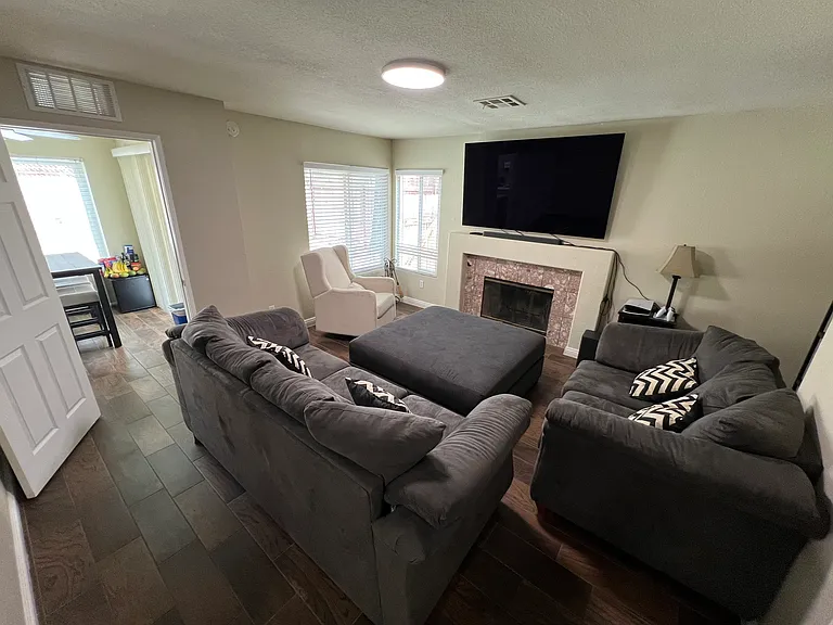 11932 Lewisia Ave — Photo 11