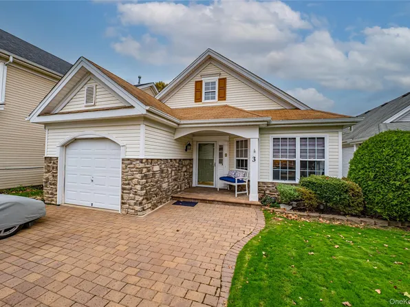 3 Sophia Drive, Middle Island, NY 11953