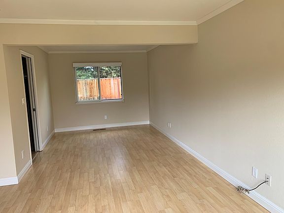 5th image of 3663 Shady Hollow Ct