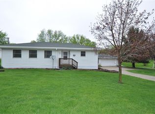 525 NW 52nd Ave, Des Moines, IA 50313