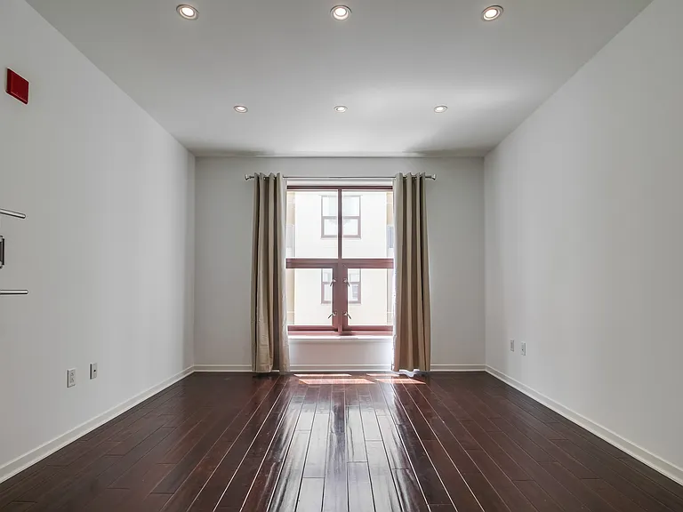1150 J St #411 — Photo 9