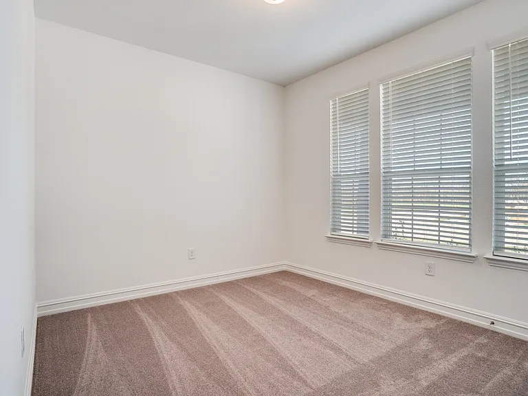 1600 Tyler Dr — Photo 21