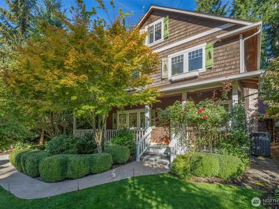 636 Janelle Place NW, Bainbridge Island, WA, 98110
