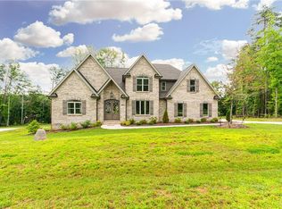 7702 Northern Estates Point, Greensboro, NC 27455