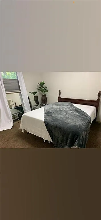1 bed, 1.0 bath, 2067 sqft, $1,000 — Photo 3