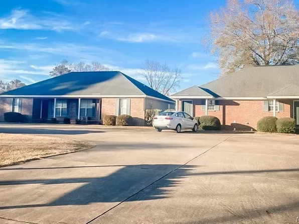 5260 Main St, Millbrook, AL 36054