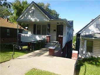 2nd image of 412 Ann Ave