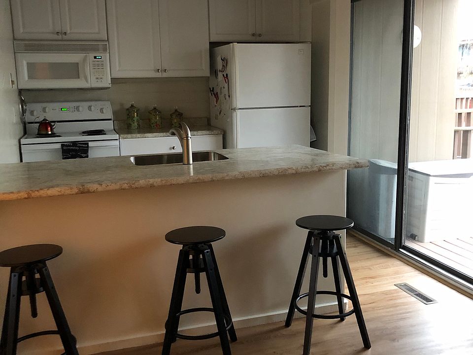 1st image of 2700 N Shore Dr Unit A5