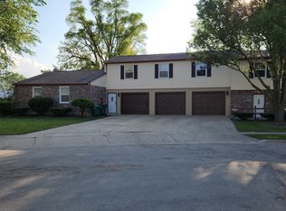 123 Vista Ter #121, Sycamore, IL 60178