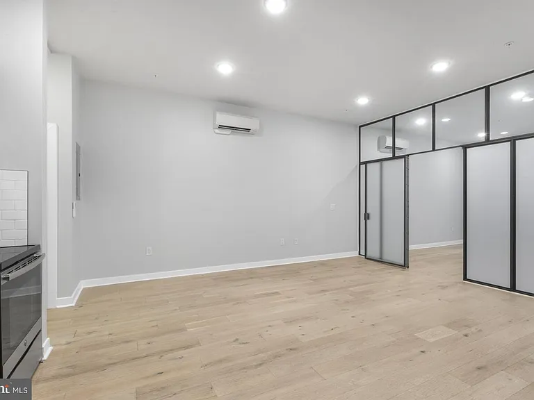 257 N 3rd St #2 — Photo 5