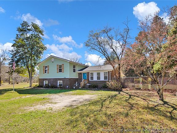 3rd image of 567 Johns Rd