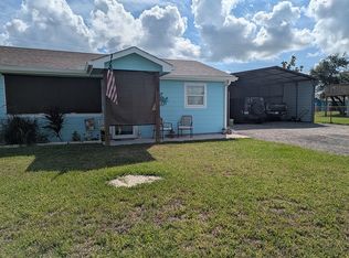 117 Pompano Dr, Rockport, TX 78382