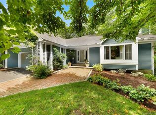 5 Farm Hill Rd, Stamford, CT 06902
