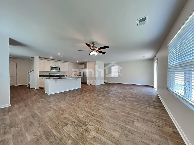 112 Tobago Cir — Photo 5