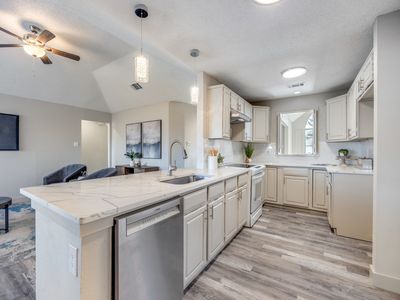 1581 Glenmore Dr, Lewisville, TX, 75077