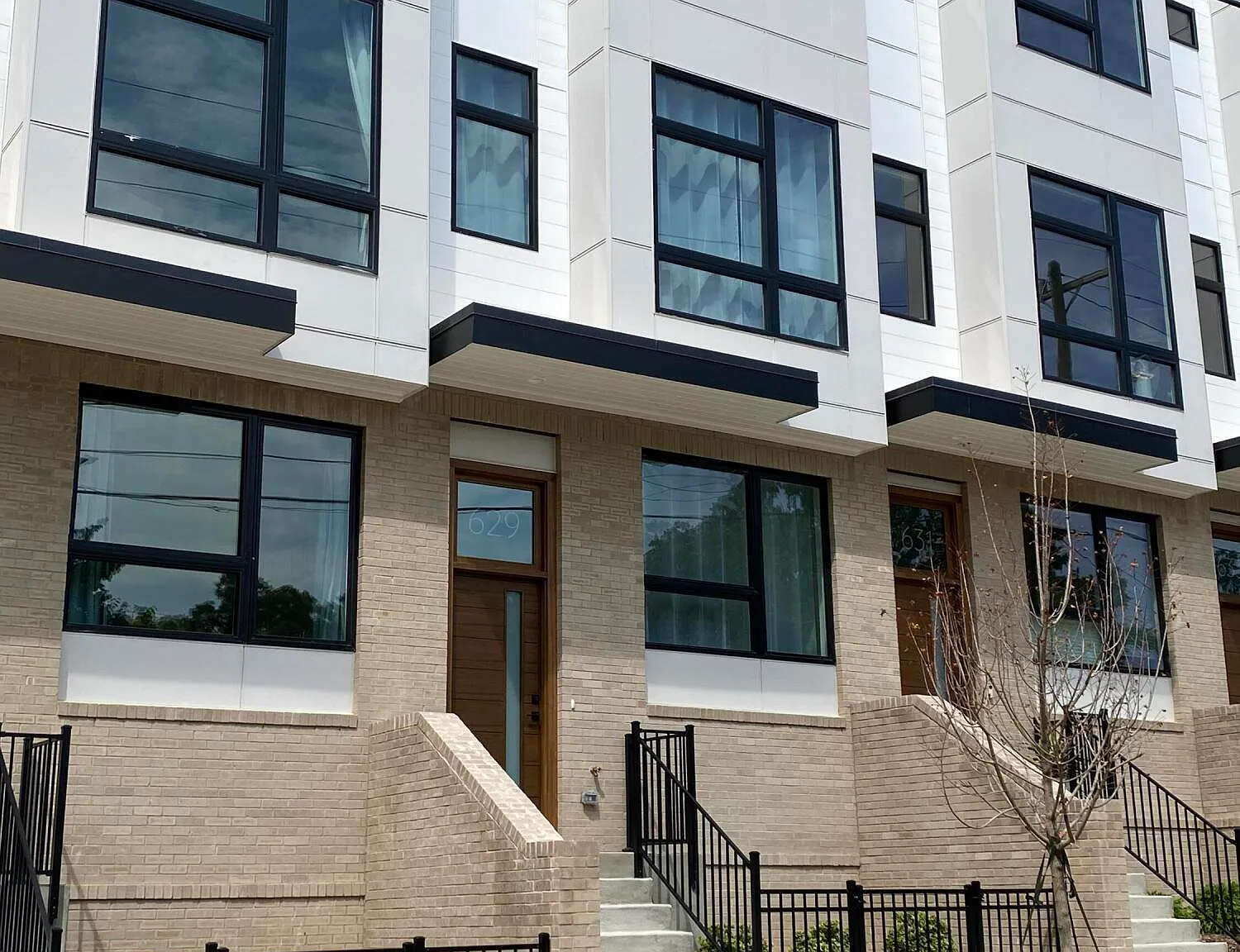 2 bed, 2.5 bath, 1700 sqft, $4,000 — Photo 1