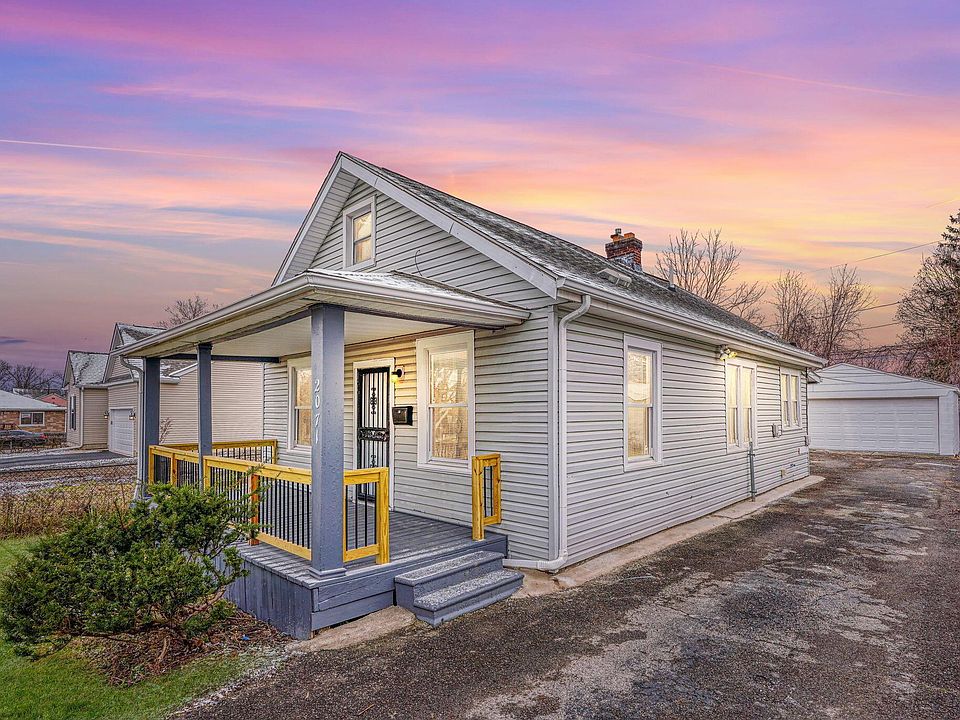 1st image of 2071 Briarwood Ave