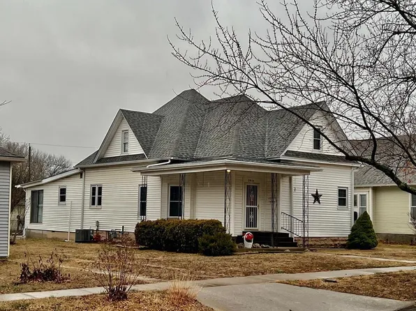 2914 Crawford Ave, Parsons, KS 67357