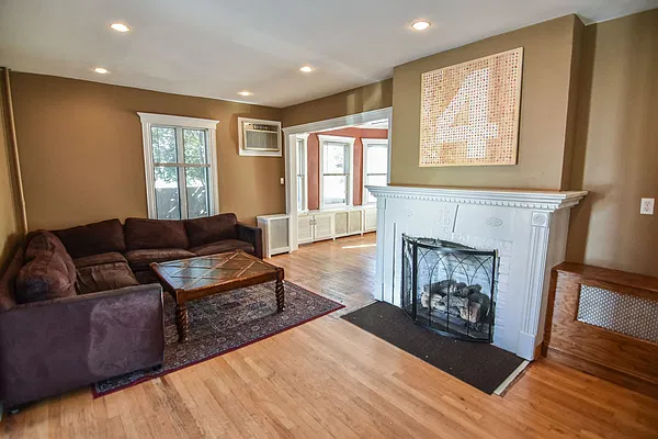 Sold by Coldwell Banker Advantage | media 5