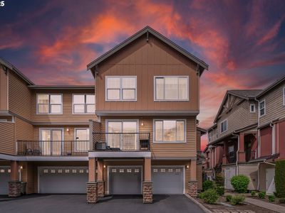680 NW Falling Waters Ln UNIT 105, Portland, OR, 97229