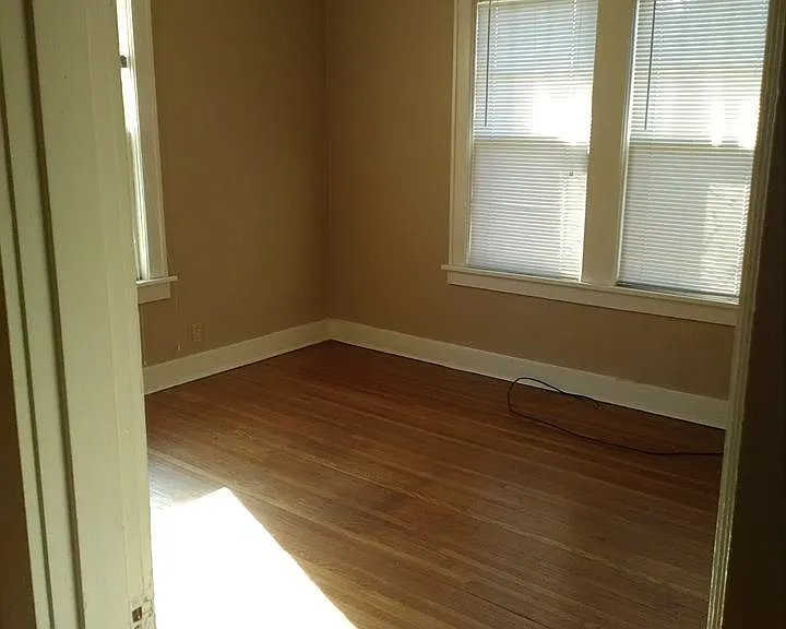 2191 Washington Ave #2 — Photo 8