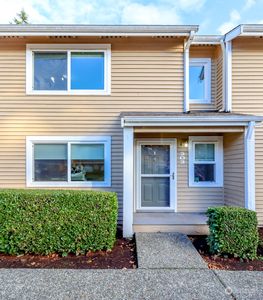 23906 12th Place S #303, Des Moines, WA, 98198